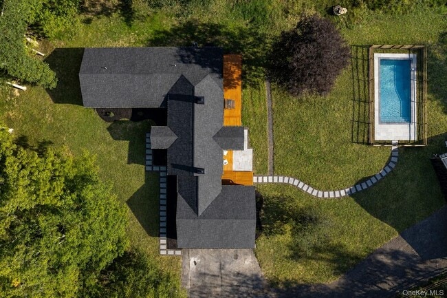 Building Photo - 119 Mt Laurel Rd