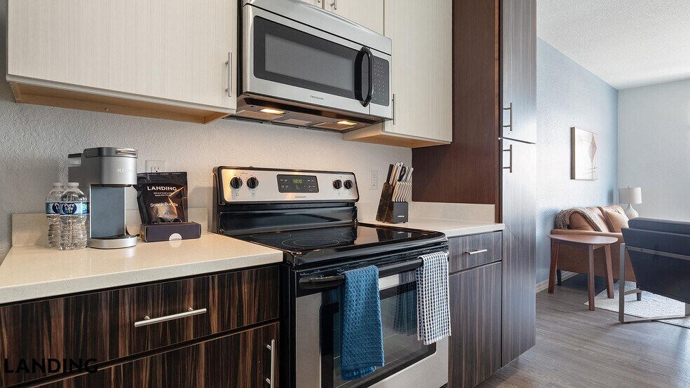 Building Photo - 9301 Summit Centre Way