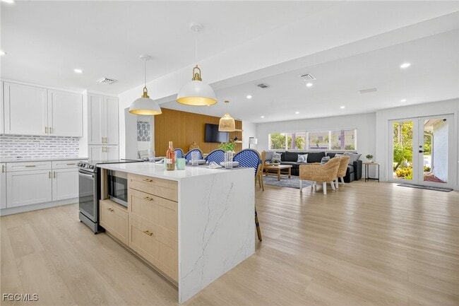 Building Photo - 1377 Sand Castle Rd