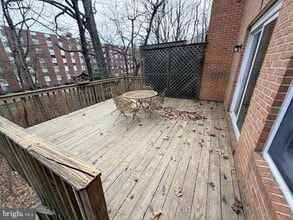 Building Photo - 105 Huckleberry Dr