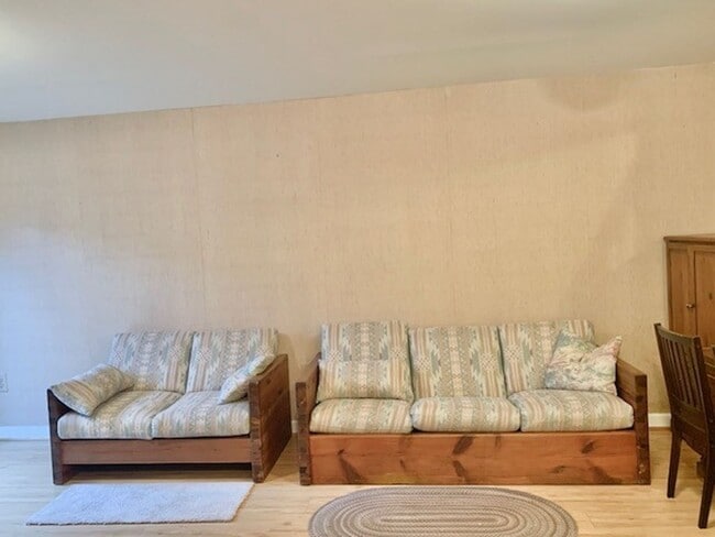 Building Photo - Beautiful home in North Bethesda with atta...