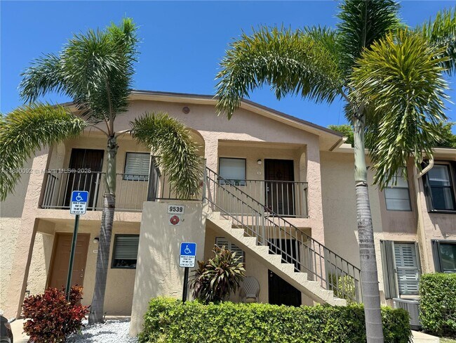 Building Photo - 9539 Boca Cove Cir