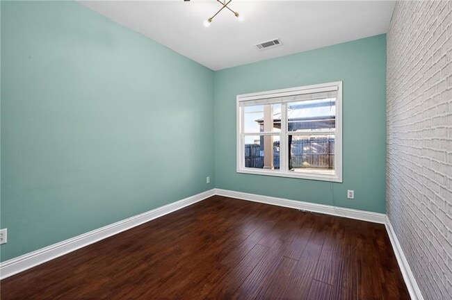 Building Photo - 4102 Creekrun Cir