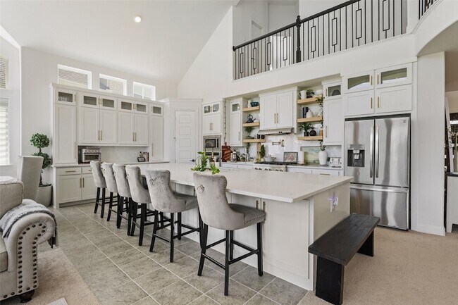 Building Photo - 2820 Shadybrook Dr