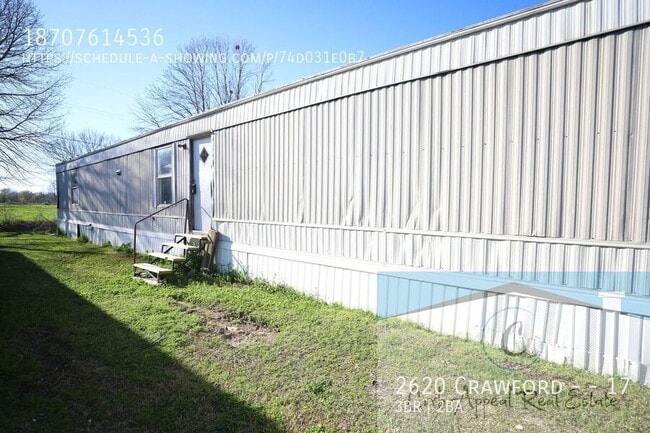 Building Photo - 2620 Crawford Dr