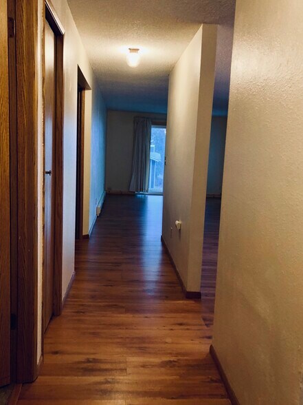 Building Photo - 7163 Chico Way NW