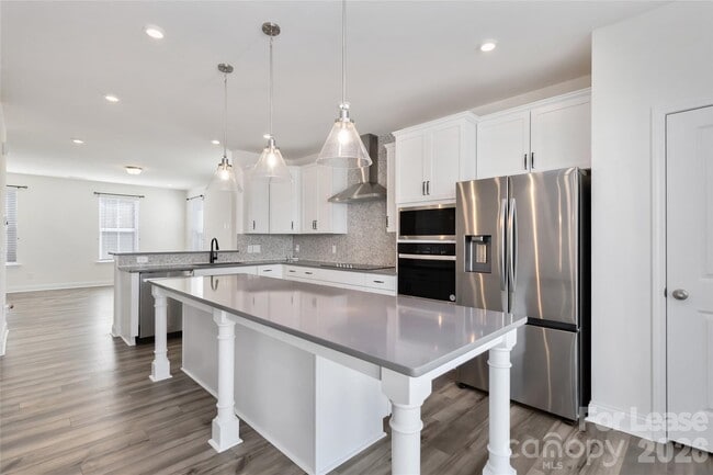 Building Photo - 4202 Alexander Vw Dr