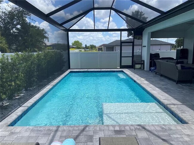 Building Photo - 2825 SW 3rd St