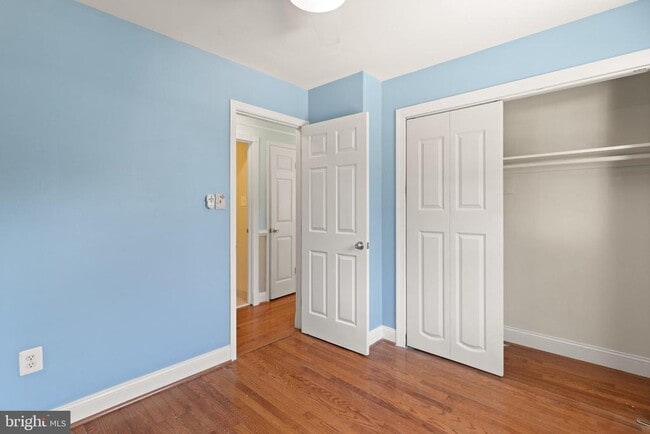 Building Photo - 13730 Marilyn Ct