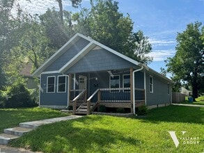 Building Photo - 3-Bedroom, 3-Bathroom House for Rent in th...