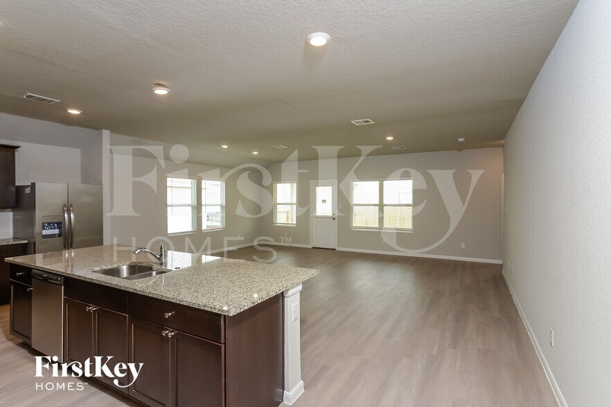 Building Photo - 1714 Morse Way