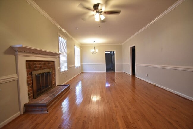 Building Photo - Coming Soon! 2 Bedroom 2 Bathroom - No Pets