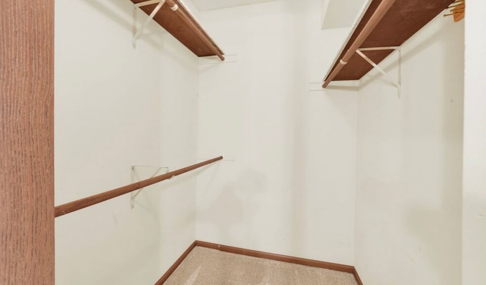 Building Photo - 10351 Menard Ave