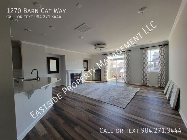 Building Photo - 1270 Barn Cat Way