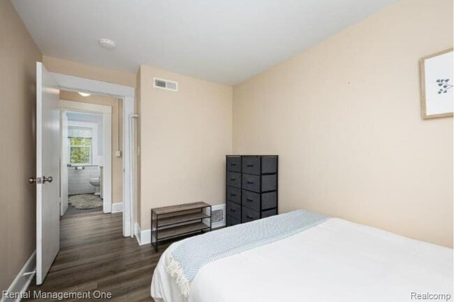 Building Photo - 508 Miller Ave