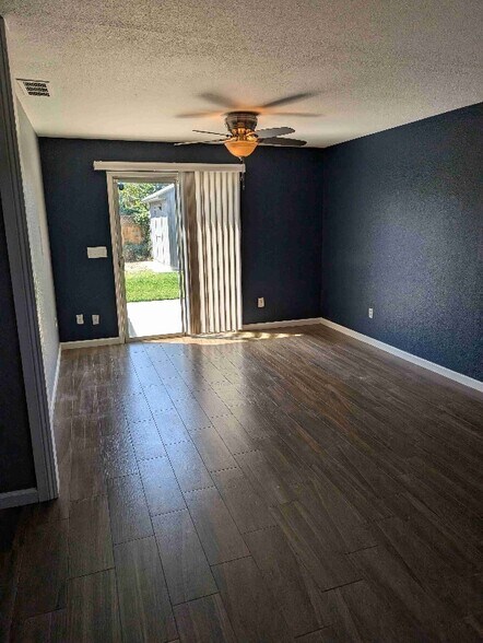 Building Photo - 1145 Pestana Ave