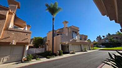 Building Photo - 1342 Serena Cir