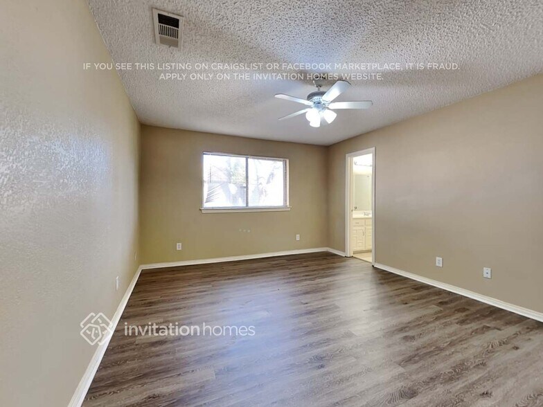 Building Photo - 2022 Spindletop Dr