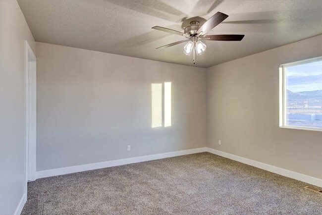 Building Photo - Brand new Cedar Reserve Townhomes