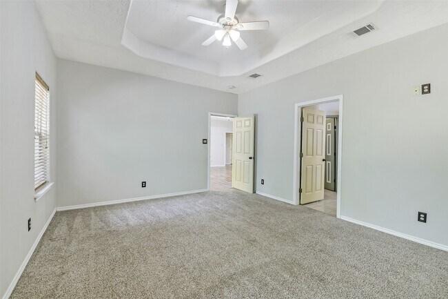 Building Photo - 165 Magnolia Bend