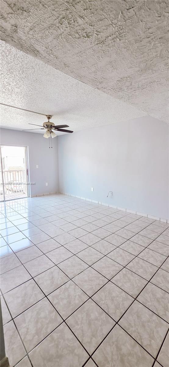 Building Photo - 1100 SW 104th Ct