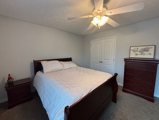 Building Photo - Beautiful Home in Phenix City