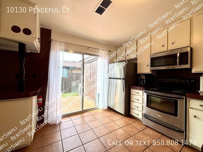 Building Photo - 10130 Peaceful Ct