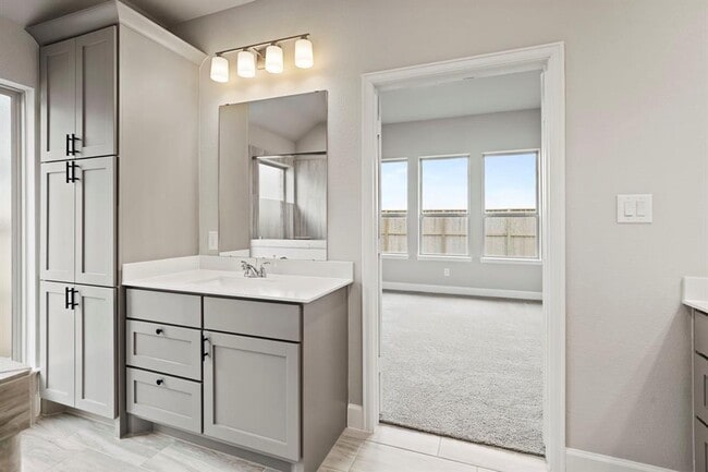 Building Photo - 27122 Butterfly Mint Ln