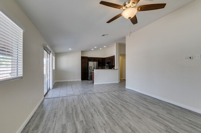 Building Photo - Charming 3-Bedroom Home in N Las Vegas