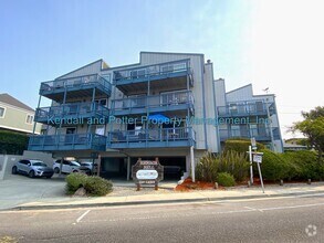 Building Photo - A Must See! Enchanting 2b/2ba with ocean v...