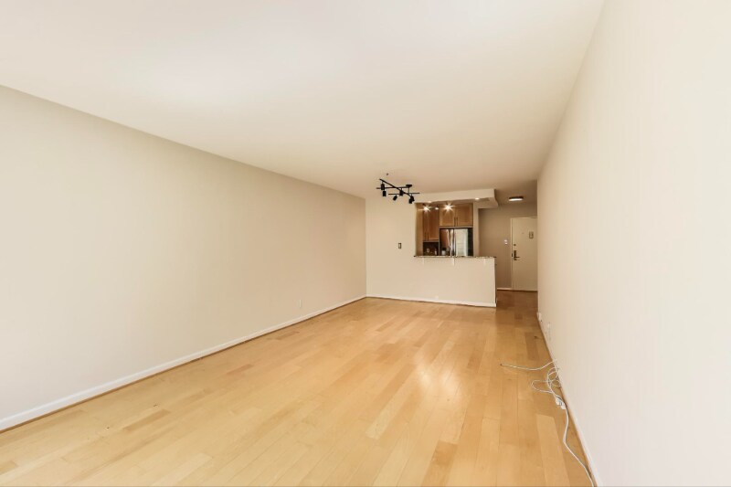 Building Photo - 1435 4th St SW
