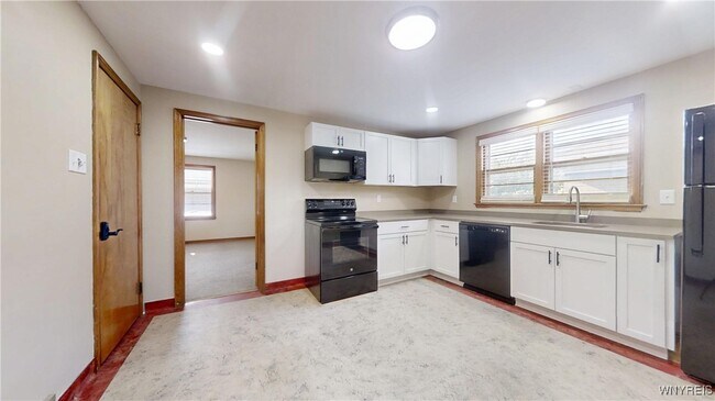 Building Photo - 532 16th St