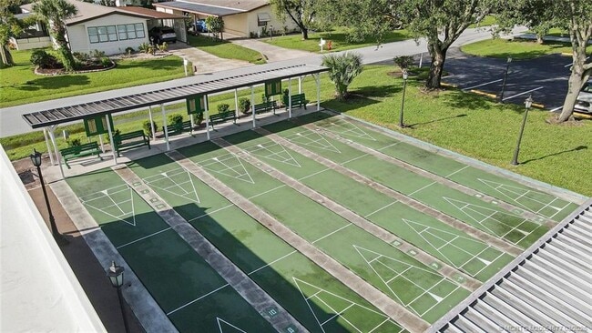 Building Photo - 2698 SW Versailles Terrace