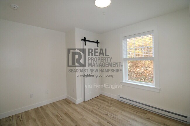 Building Photo - 255 1st NH Turnpike