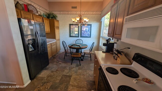 Building Photo - 64576 E Wind Ridge Cir