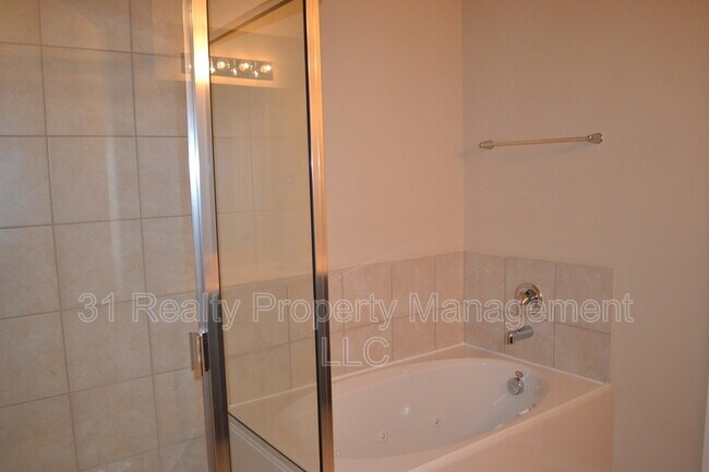 Building Photo - 4114 Gaillardia Way