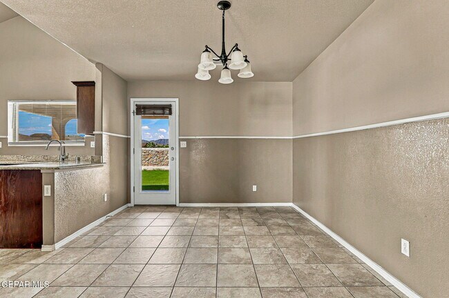 Building Photo - 12121 Zavi Ln