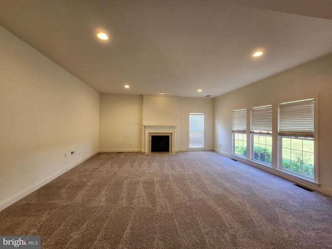 Building Photo - 15117 Montanus Dr