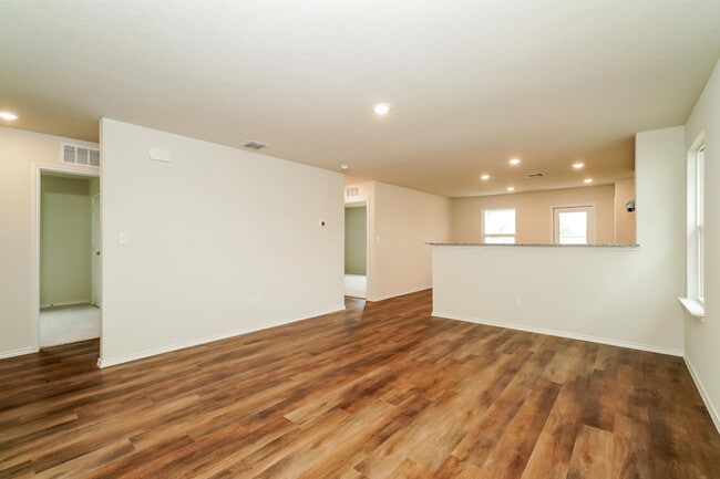 Building Photo - 4130 Lily Glade Ln