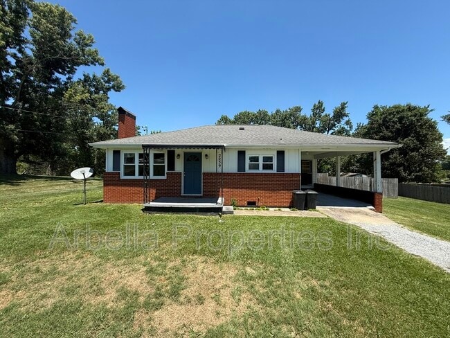 Building Photo - 2239 Buckingham Rd