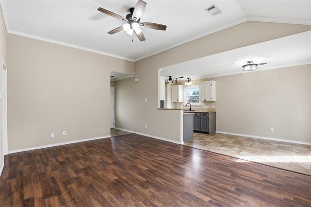 Building Photo - 108 George St