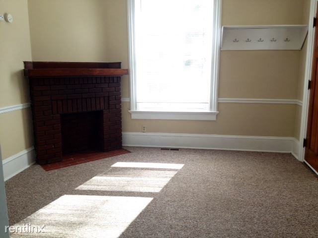 Building Photo - 3 br, 1 bath House - 521 Taylor St