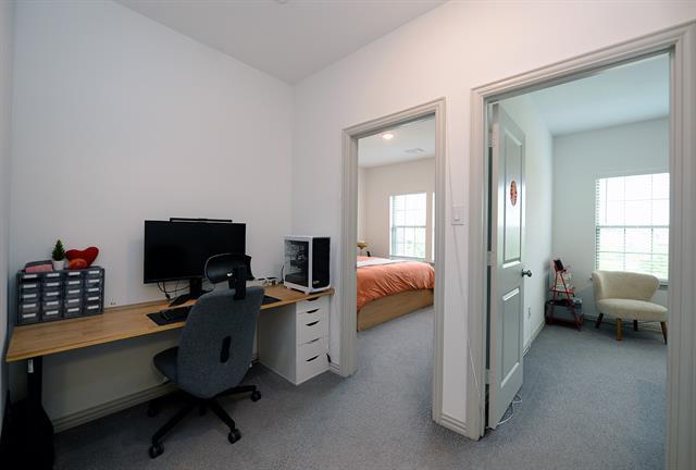Building Photo - 8516 Dynasty Ln