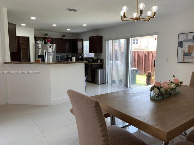 Building Photo - 14804 SW 155th Pl