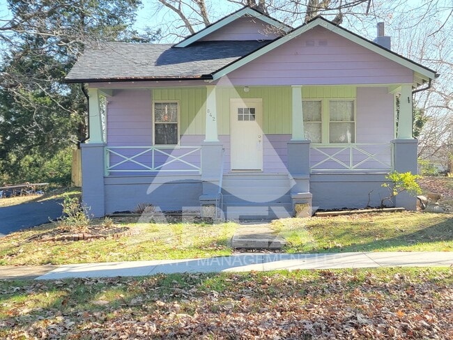 Primary Photo - Renovated - Craftsman Style 2 Bd 1- Ba Sin...