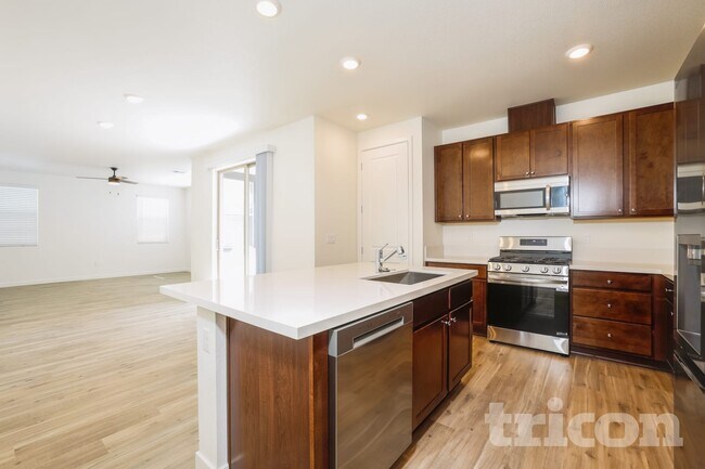 Building Photo - 798 Fire Wheel Dr