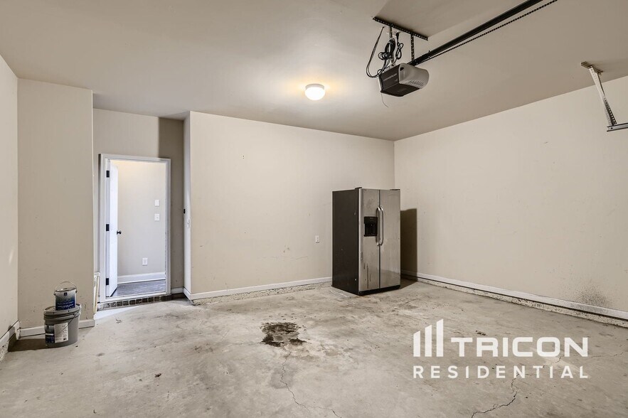 Building Photo - 239 Huntleigh Chase Dr