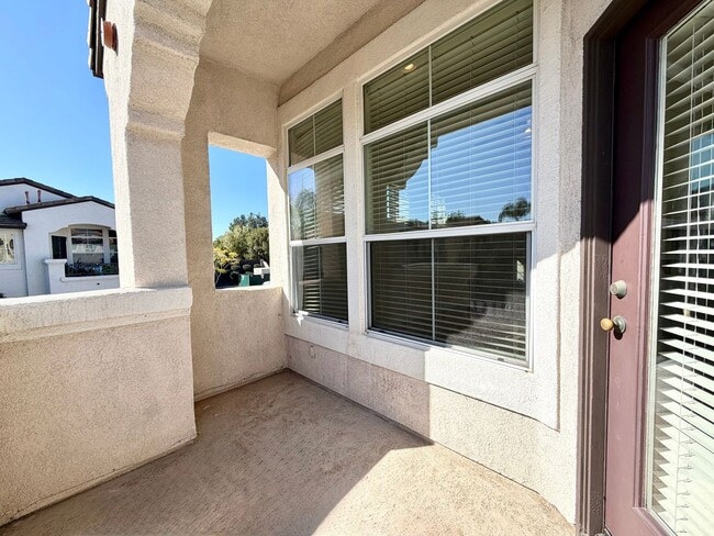 Building Photo - Stylish 2-Bedroom Condo in Gated Community with Balcony & Amenities