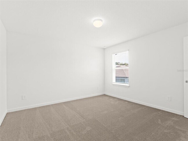 Building Photo - 11234 Sycamore Glen Loop