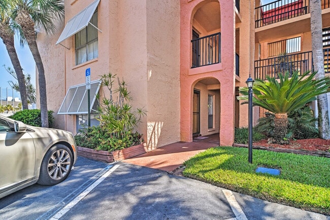 Building Photo - 8931 Blind Pass Rd